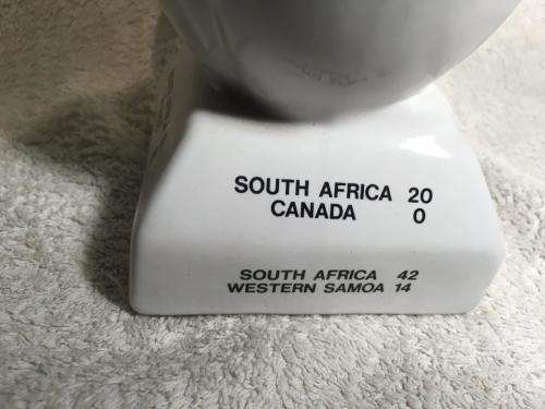 1995 Official Rugby World Cup Commemorative China Rugby Ball decanter +-20cm tall