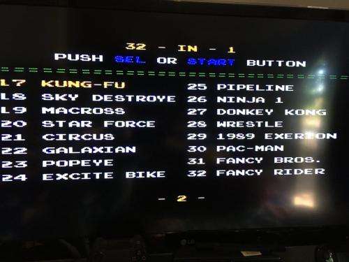 Famicom Famiclone - 32 in 1  (See pictures for titles) Retro