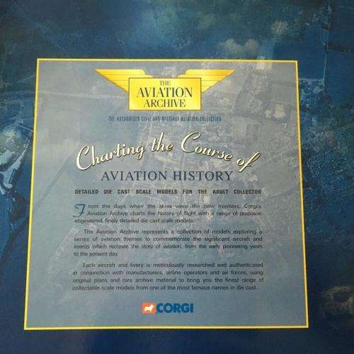 Corgi Aviation 47304 Avro Lancaster RAF Dam Busters Special Edition Scale 1:144