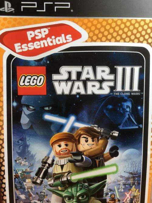 PSP - Lego Star Wars III The Clone Wars - PSP Essentials