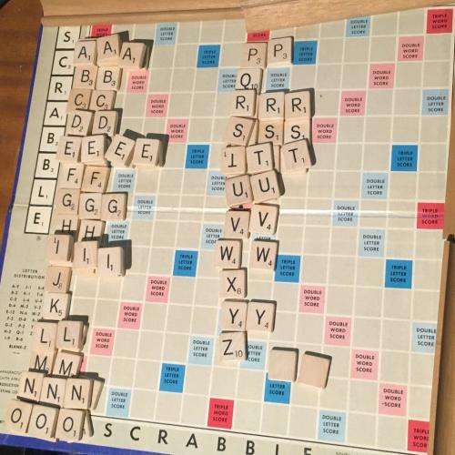 Vintage Scrabble  - Made in RSA - Leon Toys (PTY) LTD Wooden Tiles and holders