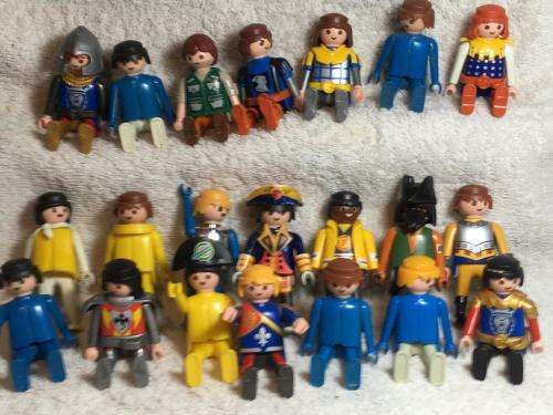 Job Lot of Vintage & Newer Playmobile / Geobra People x 21+ 2 prople spares