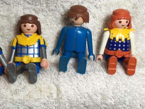 Job Lot of Vintage & Newer Playmobile / Geobra People x 21+ 2 prople spares