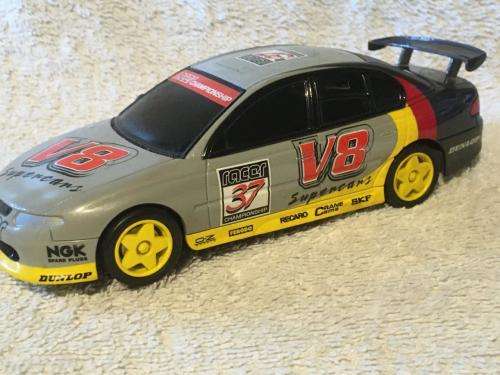 Scalextric -  Holden V8 VX Commodore Racer 37 1:32 Scale