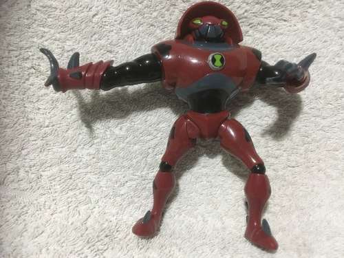 Ben 10 Action Figure no2+- 15cm