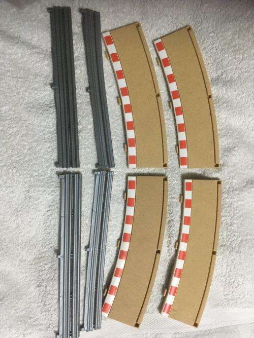 Scalextric -  Set of 4 R3 Outer Run Offs with Barriers (22.5 deg)(Ex demo track)  1:32 Scale