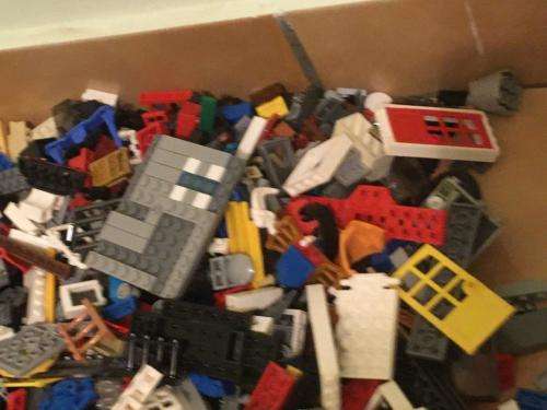 Job Lot of `Generic` Lego compatible pieces over 500 pieces