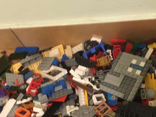 Job Lot of `Generic` Lego compatible pieces over 500 pieces
