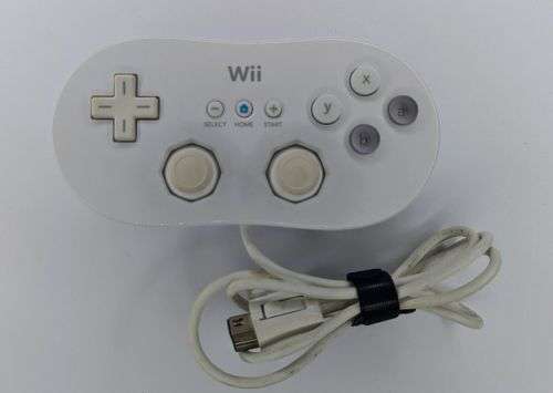 Nintendo Wii -  White Nintendo Wii Classic Controller