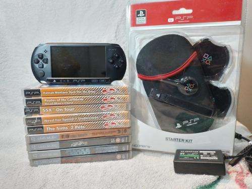 PSP Street, 2GB Memory Card, Charger, 5 Games + 4 UMD Music videos + Starter Kit