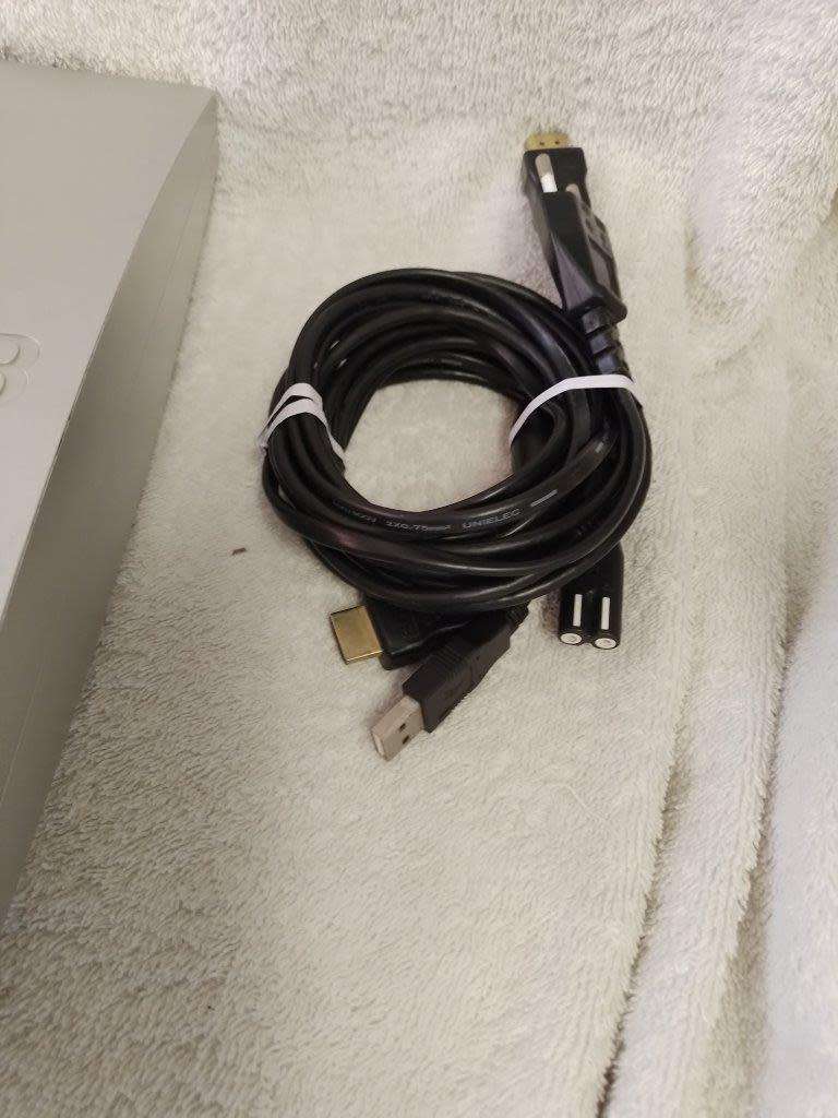 PS3 - Slim 320Gig Silver Console - Generic Controller + Cables