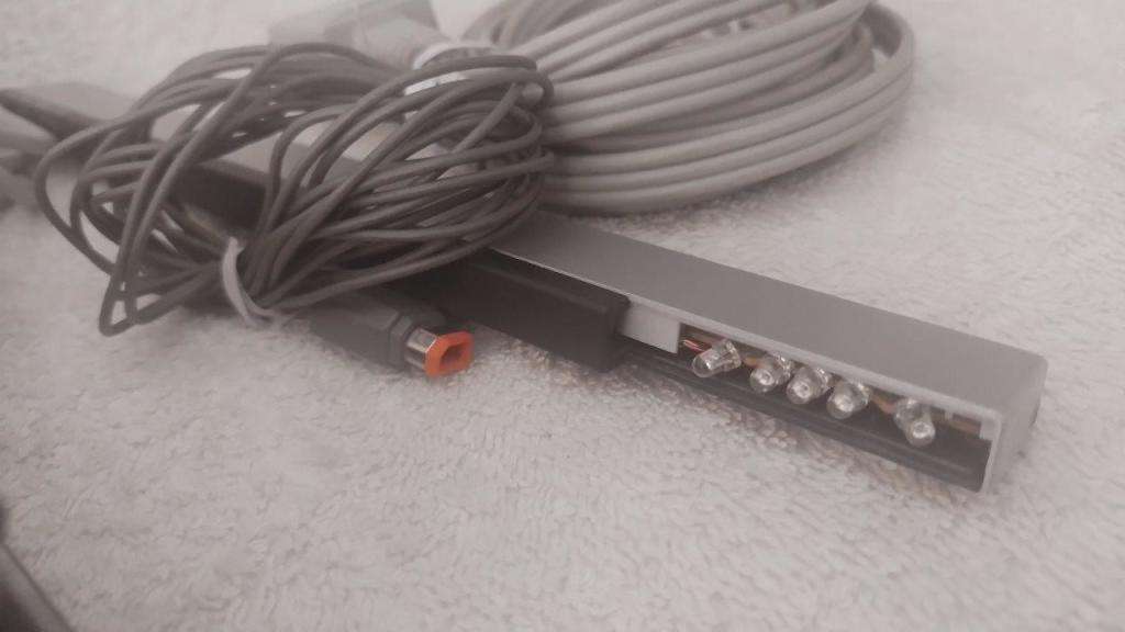 Nintendo Wii - Working Console, PSU, Sensor Bar + AV Cable - See description