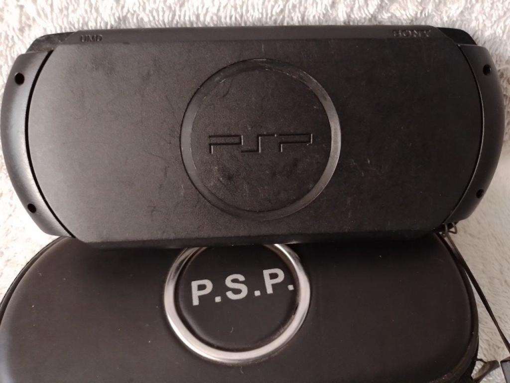PSP Street,  Charger, Carry Case no memory card