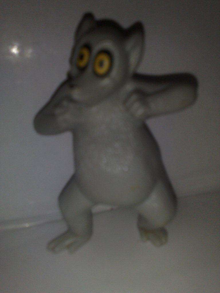 McDonalds Madagascar King Julien the Lemur 2008
