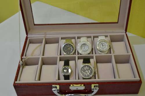 12 SLOT PU MATERIAL RED  Watch Box, Watch Case, Storage Box with Large Compartments