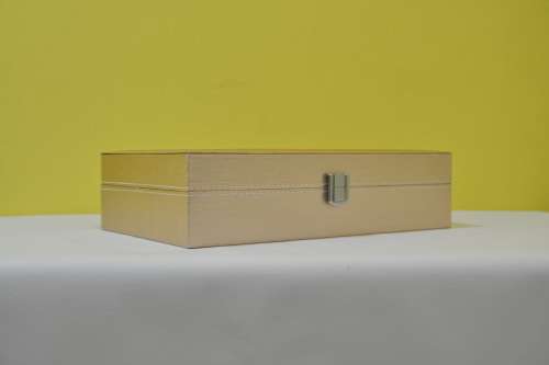 12 SLOT PU MATERIAL ROSE GOLD  Watch Box, Watch Case, Storage Box with Large Compartments