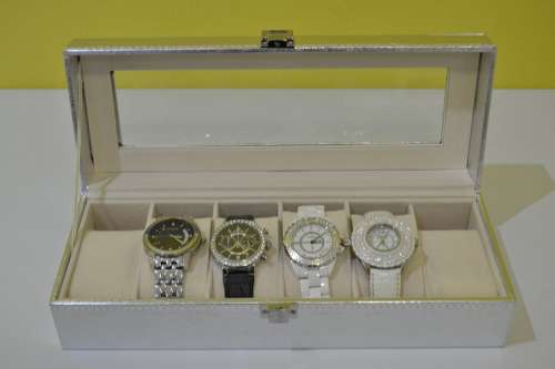 6 SLOT PU MATERIAL SILVER COLOUR Watch Box, Watch Case, Storage Box with Large Compartments