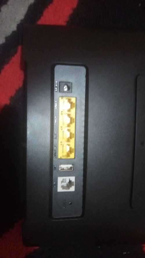 2 Huawei 4g routers b525 Free Delivery anywhere in south africa