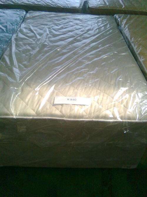 NEW 5 Star 3/4 Bed and Base