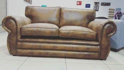 Large 6 Seater lounge suite New