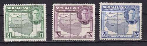 SOMALILAND PROTECTORATE - KG VI - 1942 -UMM AND LIGHT MM TO 3r . CV R675