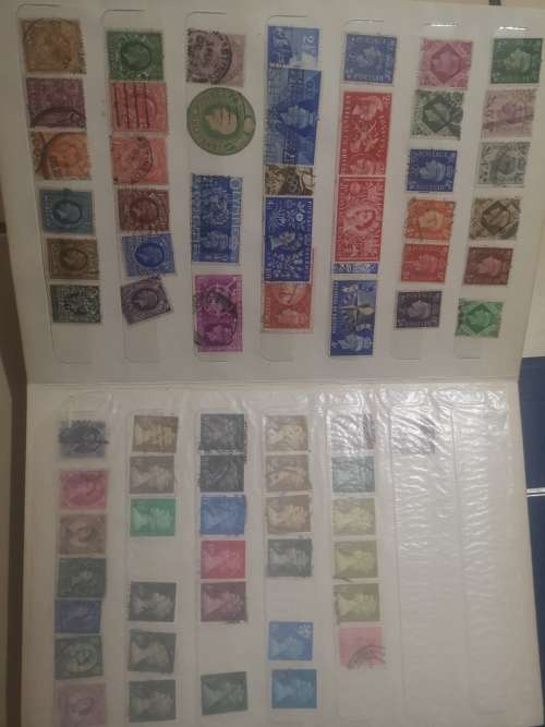 GB. Lots of books with stamps.Good value. Only few photos taken -