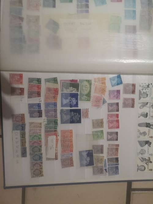 GB. Lots of books with stamps.Good value. Only few photos taken -