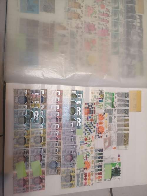 GB. Lots of books with stamps.Good value. Only few photos taken -