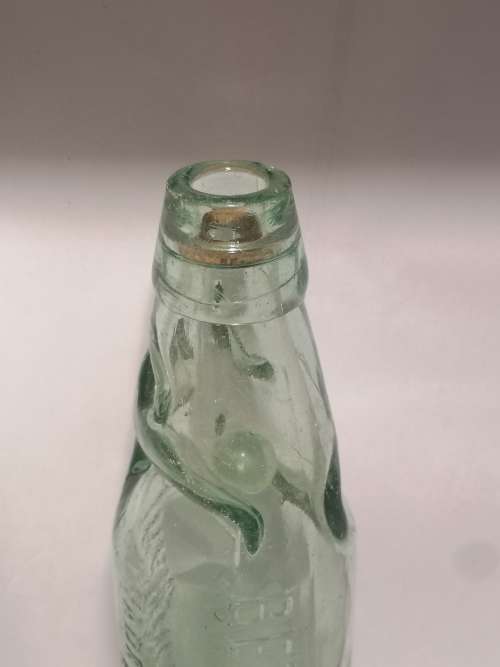 OLD VINTAGE BOTTLES - 10 oz  CODD BOTTLE - BETZ and CONDE - JOHANNESBURG - SMALL LIP CHIP - SWAN
