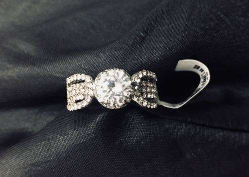 Luxury Engagement Ring