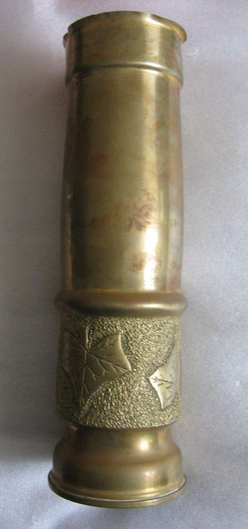 TRENCH ART : BRASS SHELL CASING : DATED - 1916 : 9cm BASE DIAM : 29.3cm HIGH