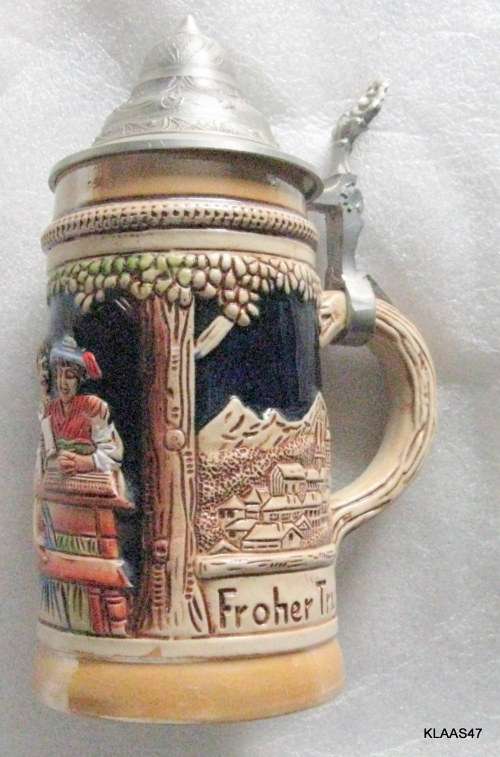 ORIGINAL KING : TRAVAIL MANUEL : 300 1/4 : LIDDED STEIN - ZINN : 17.5cm HIGH