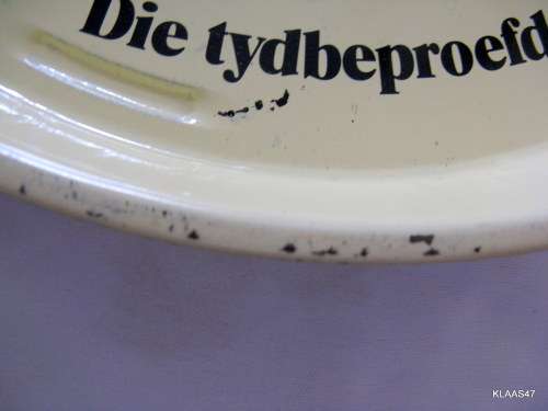 ROUND TRAY : CASTLE LAGER : 30.5cm DIAMETER : **NOTE MARKS, SCRATCHES, ETC**