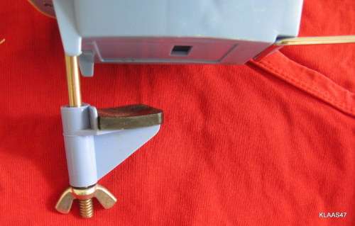 WOOL WINDER : COMPLETE WITH YARN GUIDE AND TABLE CLAMP