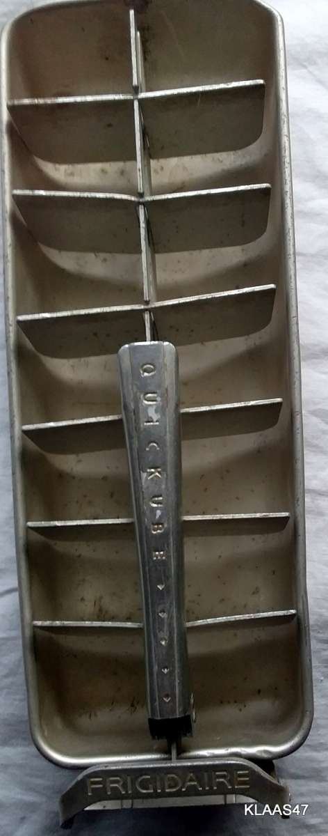 FRIGIDAIRE QUICKUBE ALUMINIUM ICE TRAY - PLEASE NOTE PATCH ON UNDERNEATH