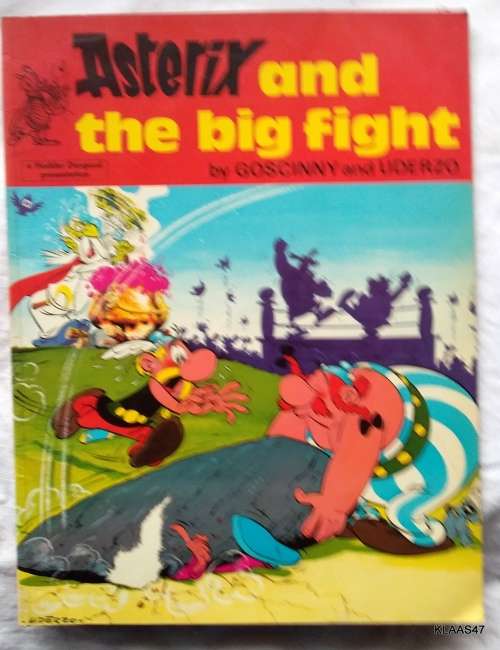 Asterix and the big fight - Paperback 1981 - Hodder Dargaud