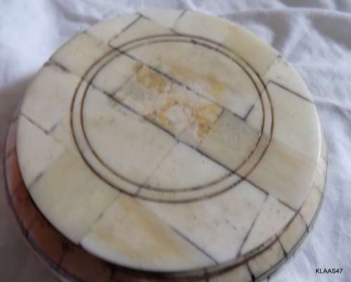 BONE IN-LAY BOWL with BLACK LEAF & FLOWER DESIGN