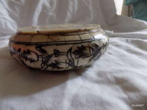 BONE IN-LAY BOWL with BLACK LEAF & FLOWER DESIGN