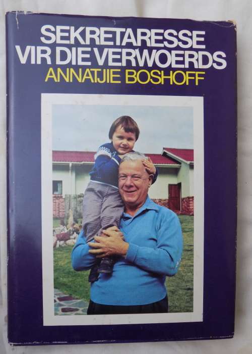 Sekretaresse vir die Verwoerds- Annatjie Boshoff 1974 HARDEBAND