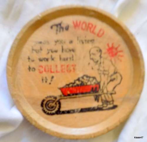 SILENCE - GENIUS AT WORK : Vintage Wooden Tray and Coasters : Tray 30.5 x 21cm : 6 Coasters