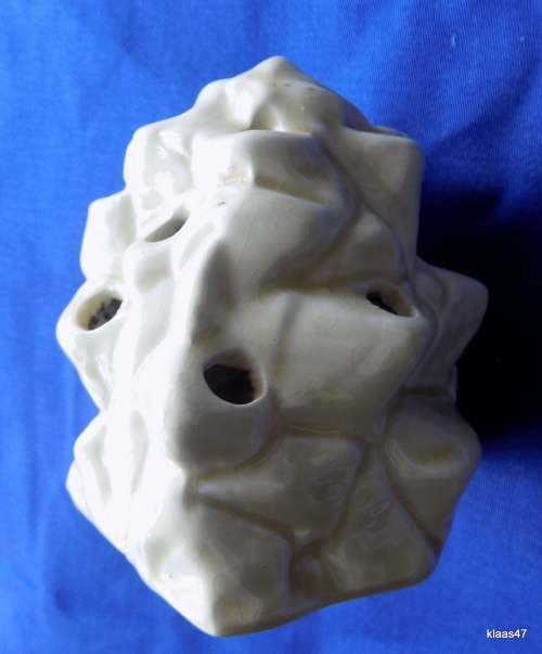 CLARICE CLIFF FLOWER FROG