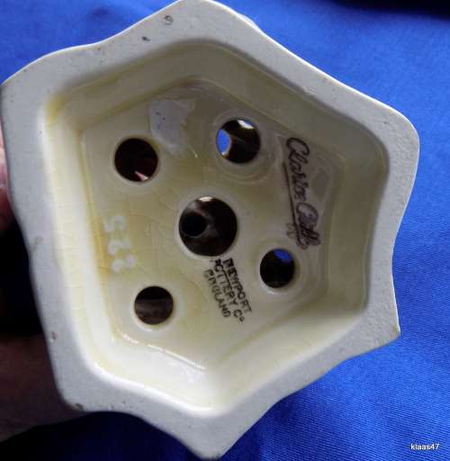 CLARICE CLIFF FLOWER FROG