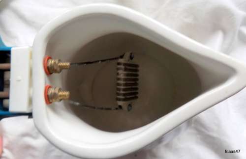 PORCELAIN ELECTRIC KETTLE JUG WITH BLUE LID  EEJ/1A J 17 240V 1650W AC ONLY N550