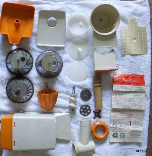 VINTAGE MOULINEX 243  - JEANETTE MARK 3 - GRINDER/SHREDDER/JUICER