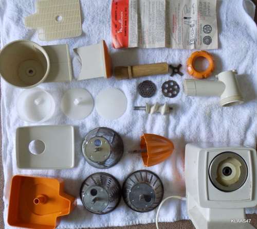 VINTAGE MOULINEX 243  - JEANETTE MARK 3 - GRINDER/SHREDDER/JUICER