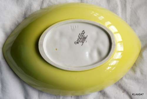 CARLTONWARE - BOAT SHAPE BOWL - 27.5x17.5cm