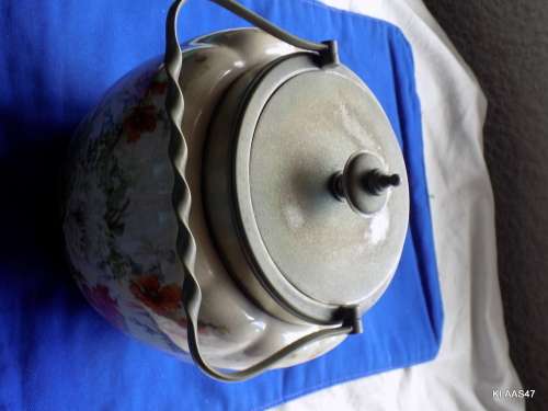 BISCUIT BARREL - W WOOD & CO - EPNS - HANDLE & LID WORN OFF