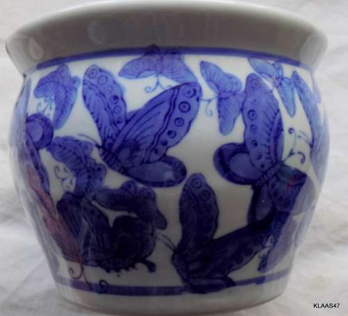 Genuine Ming Blue - Pot Plant container - 15cm diameter - 11.5cm high - 11cm Opening diameter