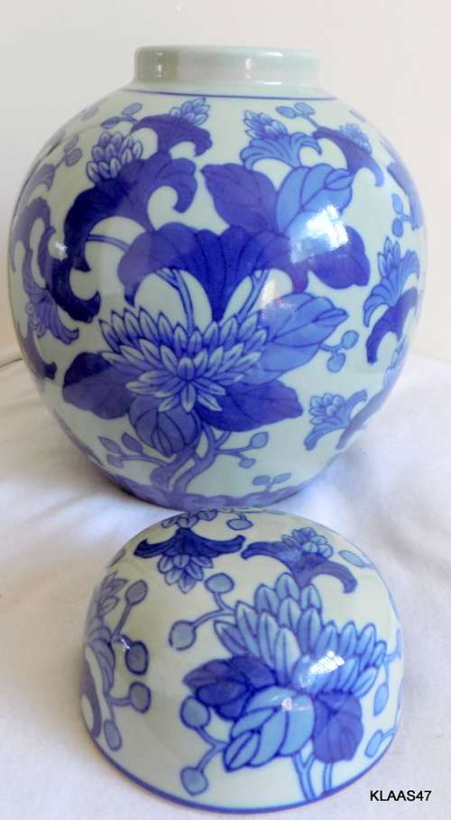 Blue and White - Ginger Jar - 22cm High (measured with lid on)
