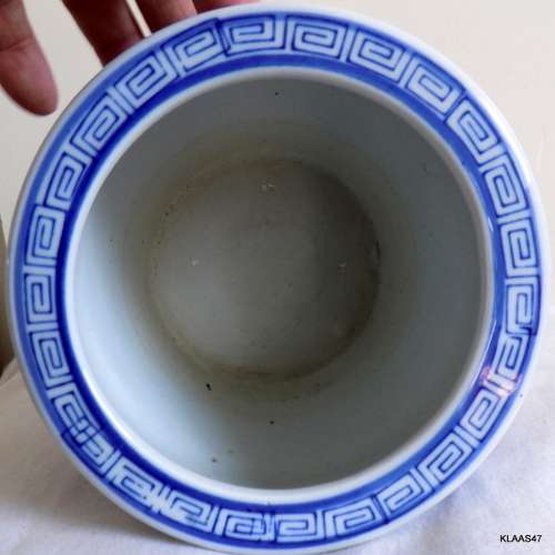 Genuine Ming Blue - Pot Plant container - 15cm diameter - 11.5cm high - 11cm Opening diameter
